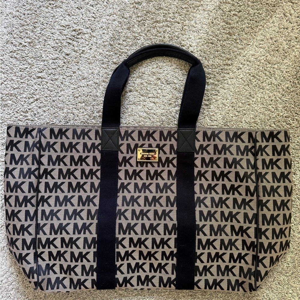 Michael Kors • XL Tote Bag